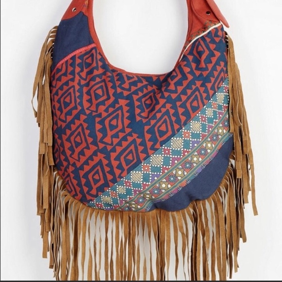 Ecote shoulder fringe bag! - Picture 4 of 4
